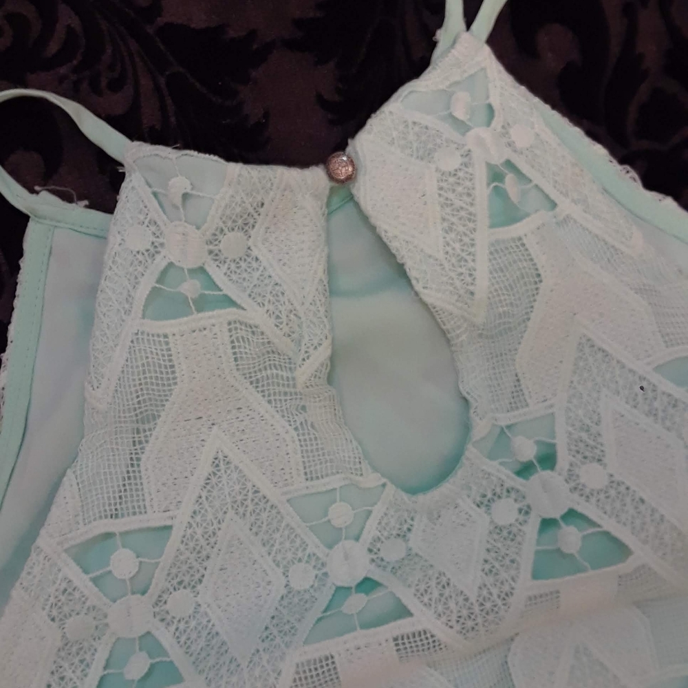 Geometric Shift Dress 👗 - Picture 3 of 6